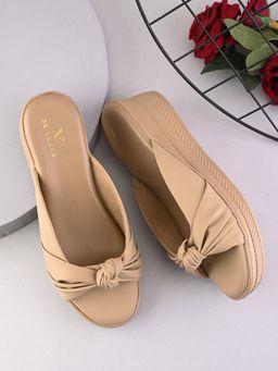 XE Looks - Stylish Knot Design Slip-On Wedge Sandal