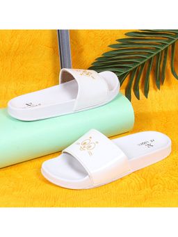 XE Looks - White Cat Face Print Lightweight And Stylish Sliders