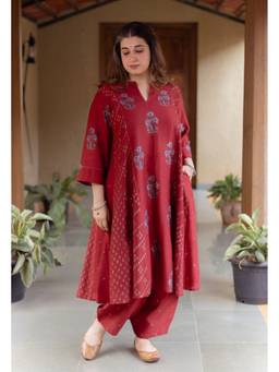 The Indian Ethnic Co. - Sonia Madder Maroon Ajrakh Chanderi Silk Kali Kurta