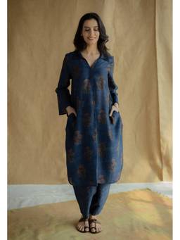 The Indian Ethnic Co. - Zafreen Dark Indigo Ajrakh Chanderi Silk A Line Kurta