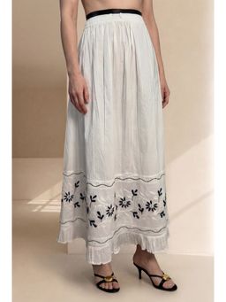 House of Chikankari - Women White Cotton Cambric Chikankari Skirt
