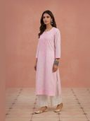 Pink color option, Currently selected