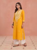 Yellow color option, Currently selected
