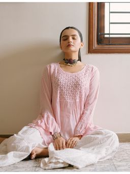 SAAYA THE LABEL - Rizaa With Chikankari Pink Kurti