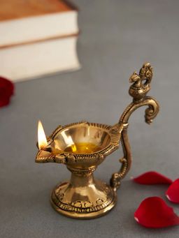 DecorTwist - Brass Aarti Diya With Annapakshi On Handle