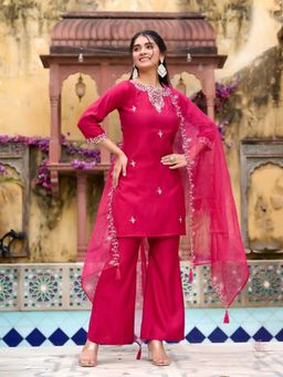Autumnlane - Pink Anshu Carmine Embroidered Kurti with Pant and Dupatta