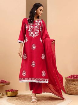 Janasya - Red Silk Blend Embroidered Straight Kurta with Pant and Dupatta
