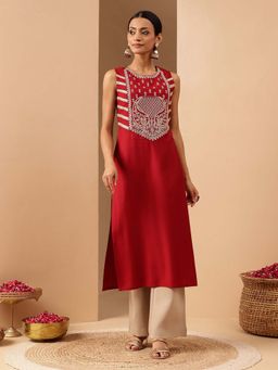Janasya - Red Silk Blend Zari Embroidered Straight Kurta