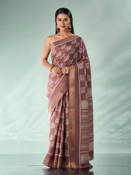 Mohey - Women Dusty Pink Silk Saree with Print