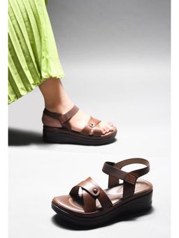 SHUZ TOUCH - Brown Comfort Sandal