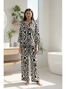 Dear Bed Comfort Clothing - Black & White Chess Print Shirt With Pyjama