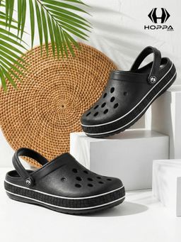 HOPPA - Black Round Toe Clogs