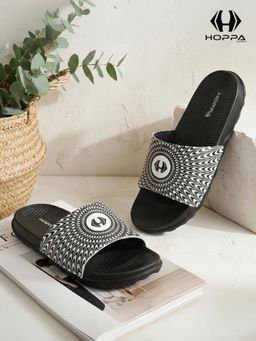 HOPPA - Black Round Toe Sliders