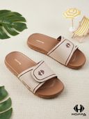 Brown color option, Currently selected