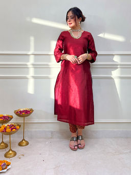 The Svaya - Lila Maroon Silk Kurta and Pants (Set of 2)