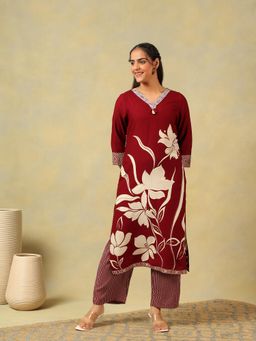 Mamicha - Ishani Maroon Lily Kurta with Pant