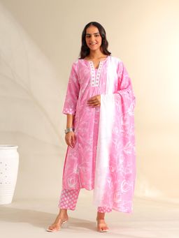 Mamicha - Pink Eshani Blossom Kurta with Pant and Dupatta