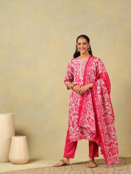 Mamicha - Pink Ishwari Rani Rose Kurta with Pant and Dupatta