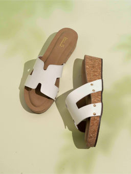 Inc.5 - Womens White Solid Round Toe Slip-On Wedges