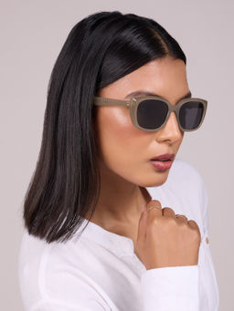 Pipa Bella by Nykaa Fashion - Black Solid Rectangular Shape Sunglasses