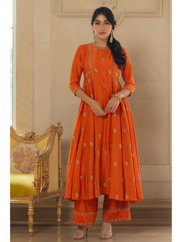 Paulmi & Harsh - Women Rust Chiniya Silk Round Neck Kurta with Pant