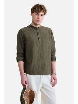 Snitch - Olive Seersucker Full Sleeves Regular Casual Shirt for Men