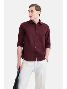 Snitch - Maroon Solid Full Sleeves Regular Casual Shirt for Men