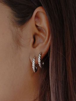 AQUASTREET - 18K Silver Plated Waterproof, Anti-Tarnish Spiral Twisted Half Hoops (Pack Of 2)