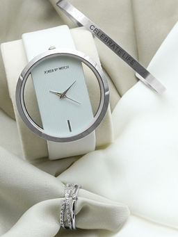 Joker and Witch - Joker & Witch Winter Mood Love Triangle - Jwlt260