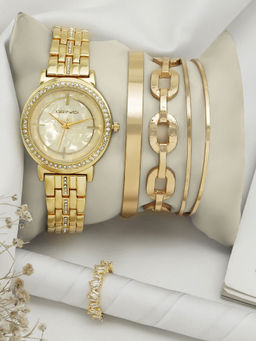 Joker and Witch - Joker & Witch Gold Wonders Love Triangle - Jwlt700