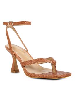 London Rag - Ankle Strap Thong Sandals In Tan