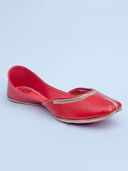 NR by Nidhi Rathi - Solid Red Juttis