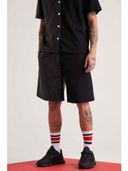 Black color option, Currently selected