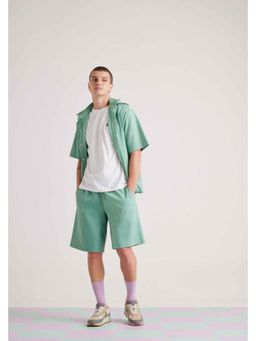 Muvazo - Green Polyester Relaxed Solid Shorts