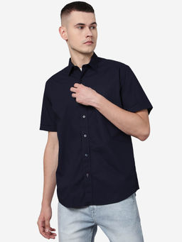 JadeBlue - Men Navy Blue Cotton Slim Fit Solid Casual Shirt