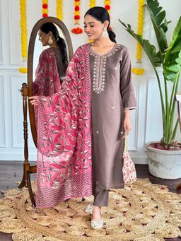 BLACK SCISSOR - Women Brown Chanderi Silk Embroidered Kurta with Pant and Dupatta (Set of 3)