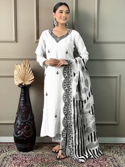 BLACK SCISSOR - Women White Chanderi Silk Embroidered Kurta with Pant and Dupatta (Set of 3)