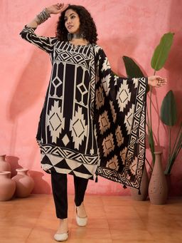 Vastramyaa - Women Black Crepe Printed Kurta with Pant and Dupatta (Set of 3)