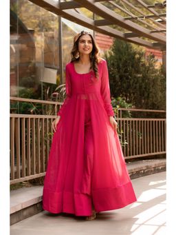 Calmna - Women Magenta Georgette Solid Kurta with Pant (Set of 2)