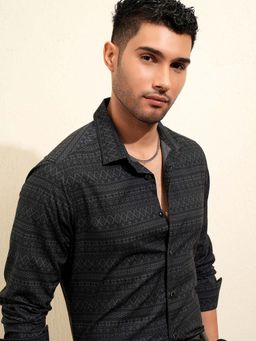 LOCOMOTIVE - Men Black Polyester Blend Collar Neck Formal Shirt