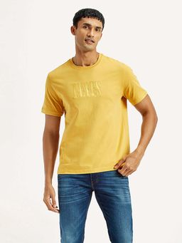 Levi's - Mustard Solid T-Shirt