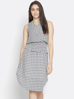 Oxolloxo - Drums Of Heaven Check Print Smocked Womem Dress