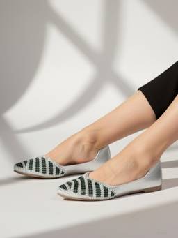 DENILL - Silver Women's Pointed Toe Juttis With Pearl Beaded Embellishments