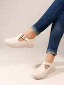 Cream color option, Currently selected