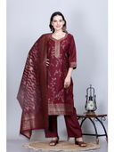 Maroon color option, Currently selected