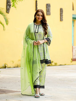 Baisacrafts - Green and Black Floral Printed Cotton Kurti with Pant & Dupatta (Set of 3)