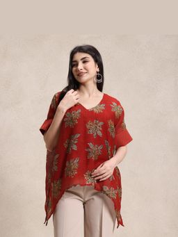 Sarvaa by Kriti - Maroon Floral Printed Kaftan Top