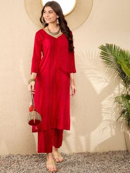 Vaamsi - Women Red Rayon Blend Abstract Printed Kurta and Pant (Set of 2)