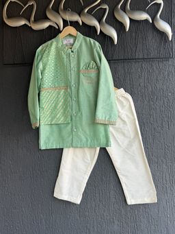 The Little Tales - Cotton Relaxed Mid Waist Mandarin Neck Kurta With Pyjama