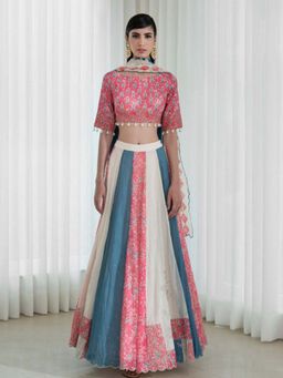 MANDIRA WIRK - Printed Lehenga Blouse With Dupatta